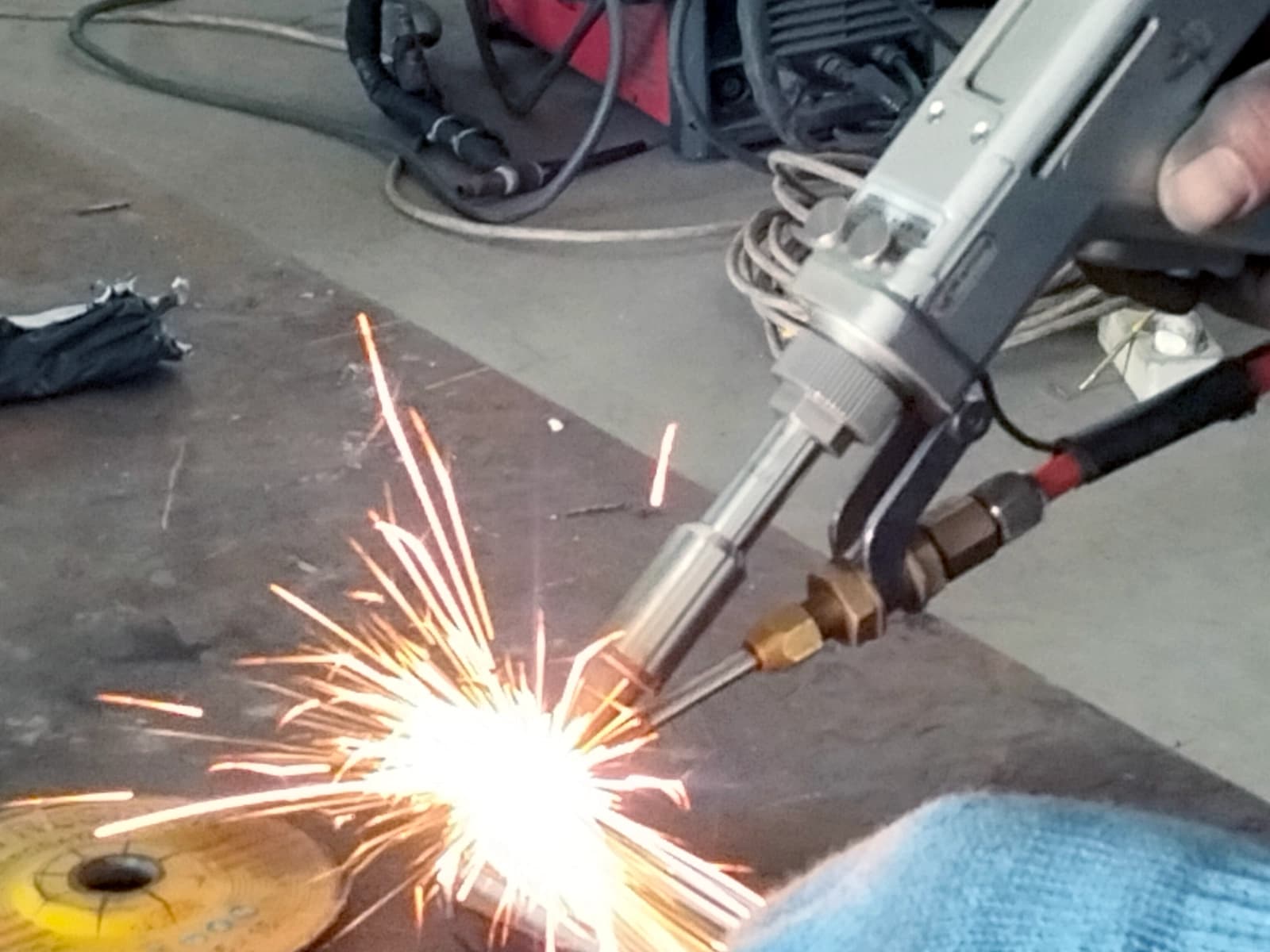 Lift Cargo & Material Handling